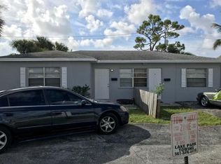 652 Bayberry Dr APT B, West Palm Beach, FL 33403
