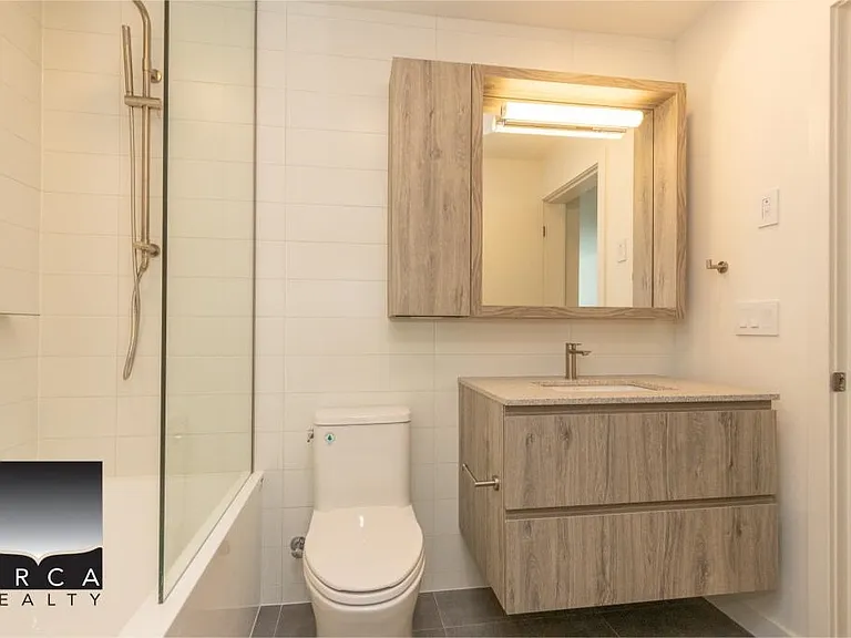 1500 Scott Cres #406 — Photo 13