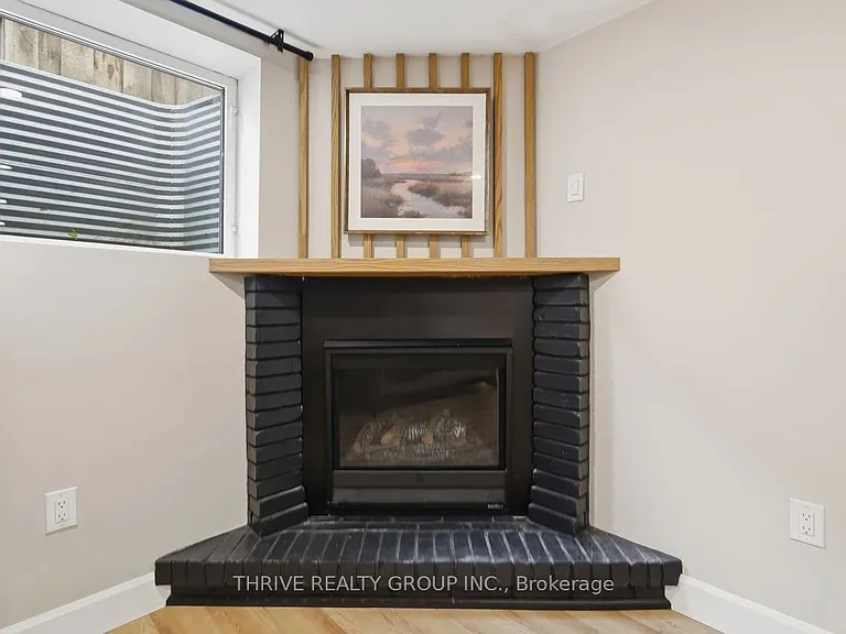 21 McGill Pl #MAIN — Photo 38