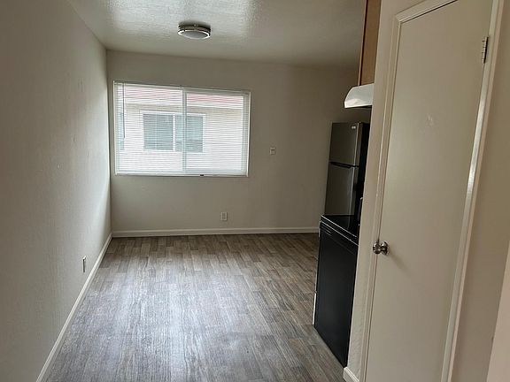 5th image of 2204 Spanos St #3