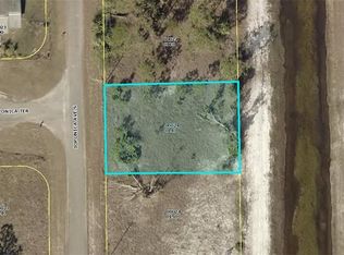 727 Joponica Ave S, Lehigh Acres, FL 33974