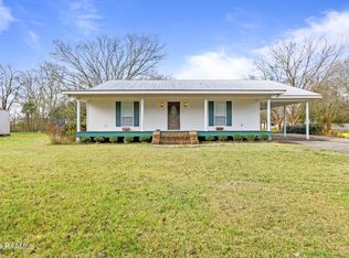 1230 Hebert Ln, Saint Martinville, LA 70582