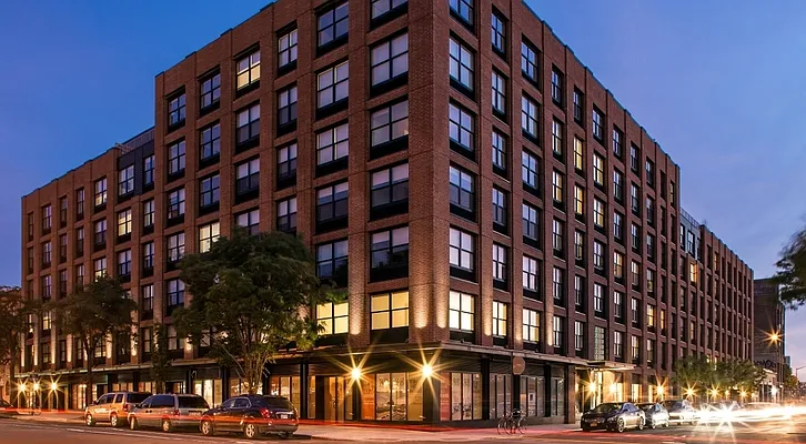 Rented by Domain Companies | media 18