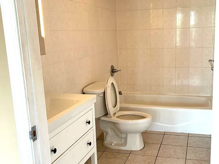 1119 Hamilton St #B — Photo 10
