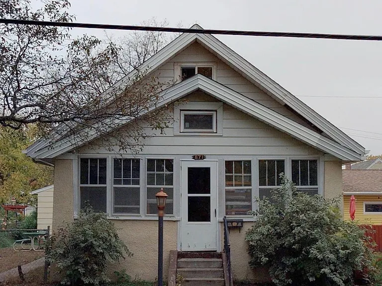 Hamline Ave N — Photo 8