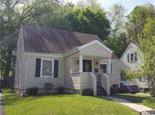 15 Maryland Ave, Middletown, NY 10940