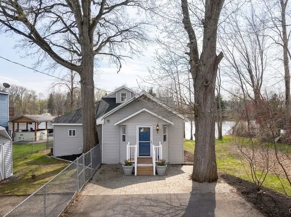 3342 Hayes Rd, Baldwinsville, NY 13027