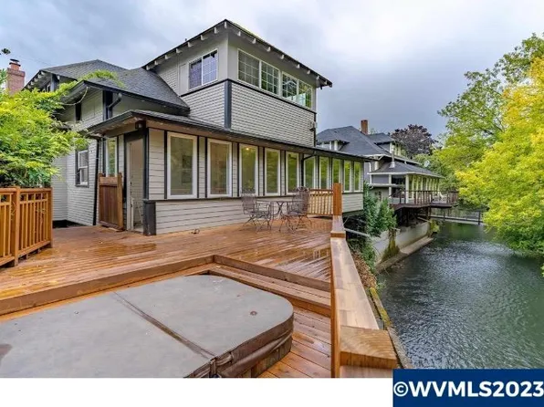 1561 Chemeketa St NE, Salem, OR 97301