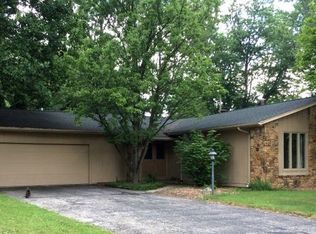 4309 E Cambridge Dr, Bloomington, IN 47408