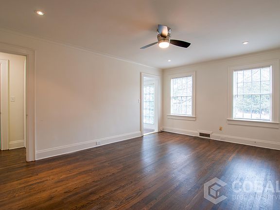 5th image of 81 Sheridan Dr NE APT 1