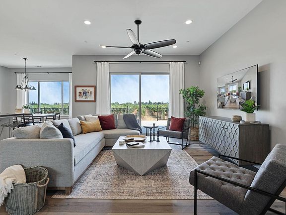 3rd image of 9467 E Jahant Rd