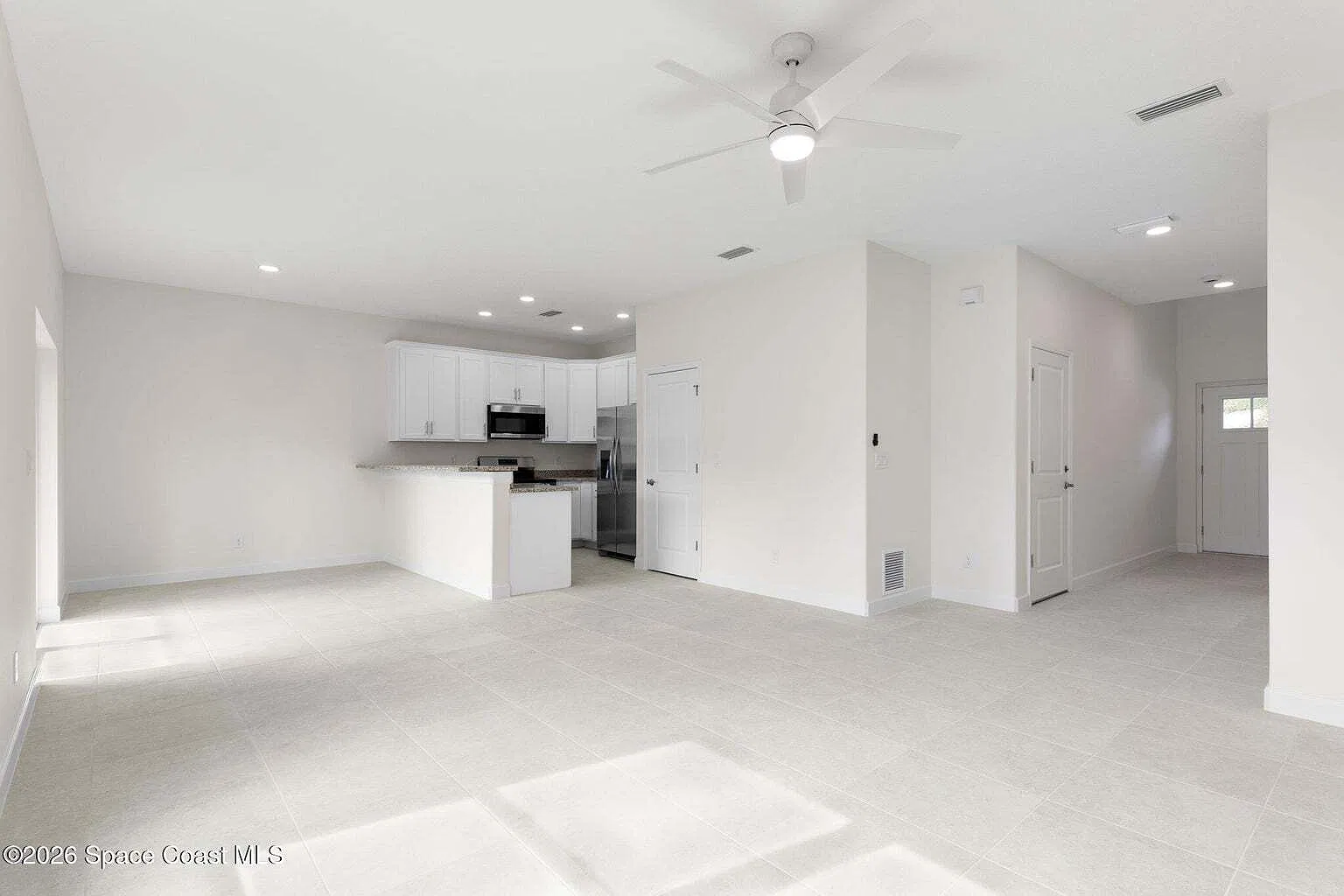 193 Dayton Blvd — Photo 3
