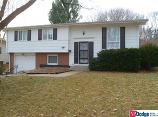 2730 N 96th St, Omaha, NE 68134