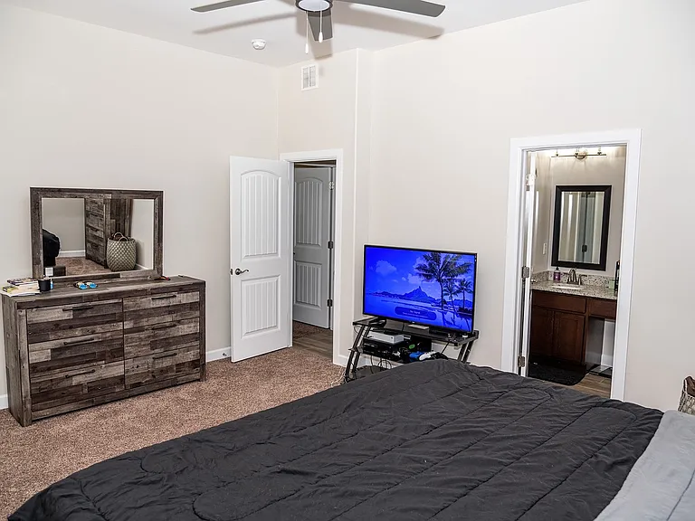 14757 Mike A Mendoza Ave — Photo 37