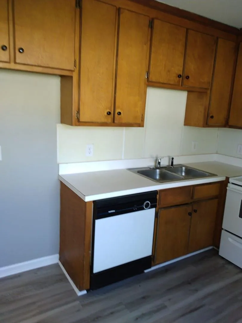 1809 East Trail Drive — Photo 4