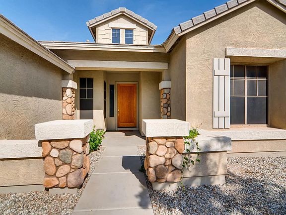 3rd image of 5609 N 134th Dr