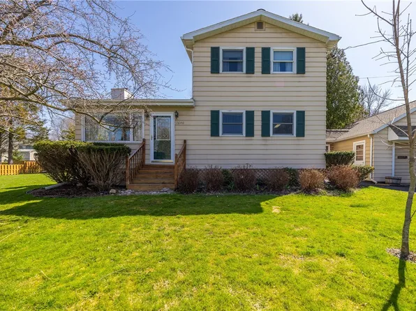 7640 E River Rd, Rush, NY 14543