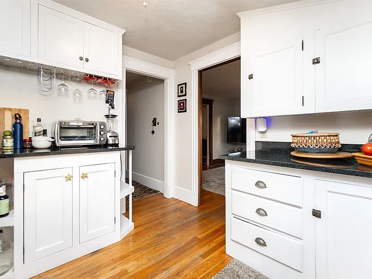 322 Humphrey St #1 — Photo 11