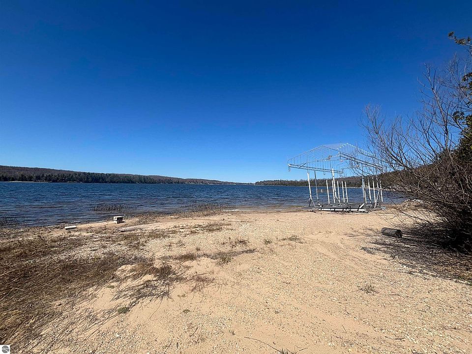 1st image of 0 Ridge Rd