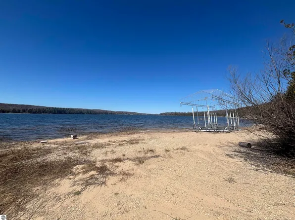 0 Ridge Rd, East Jordan, MI 49727