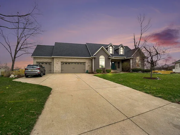 1371 Ashton Woods Ct, Portage, MI 49024