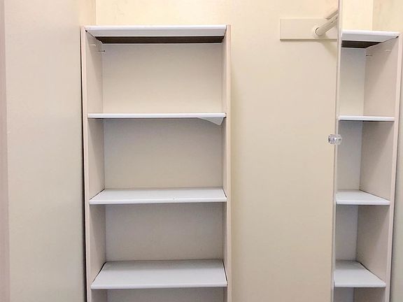3rd image of 5210 Lake Washington Blvd NE APT 101