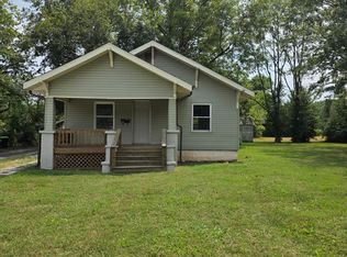 1522 W High St, Springfield, MO 65803