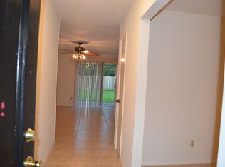 834 Beachcomber Ln, Houston, TX 77062