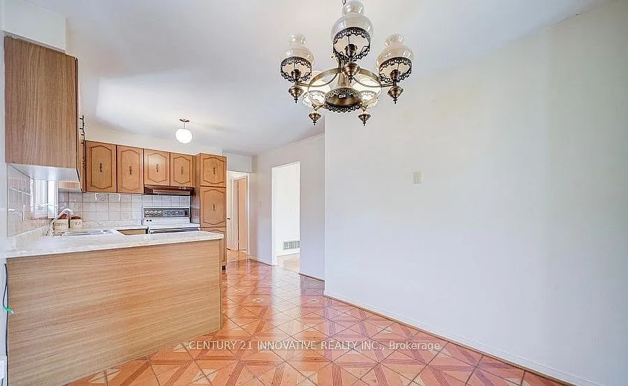 3 bed, $2,800 — Photo 2