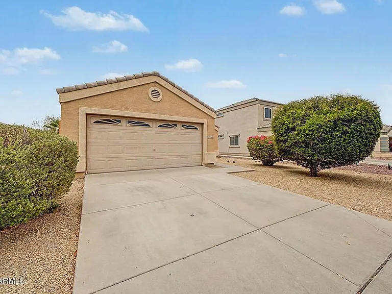 12749 W Sweetwater Ave — Photo 3
