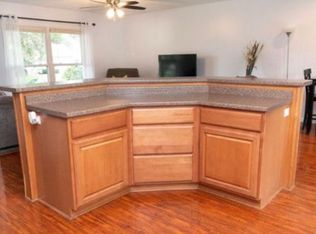 1701 Crestline Dr, Clinton, IA 52732