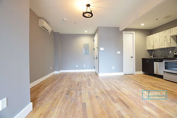 Rented by null | media 25