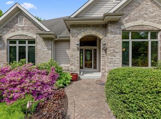 2218 Slinger Rd, Richfield, WI 53076