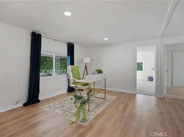 31130 S General Kearny Rd Spc 136, Temecula, CA 92591