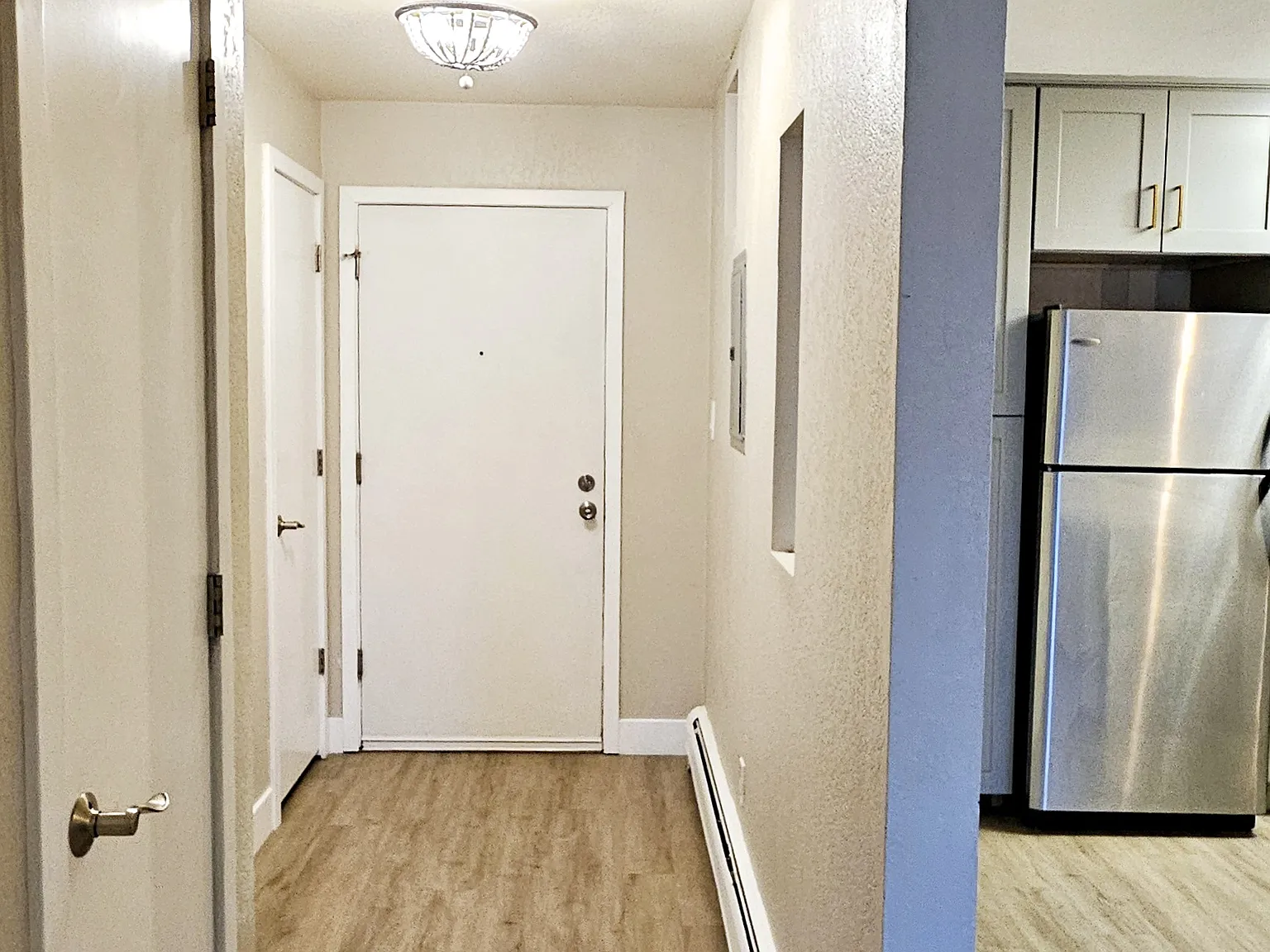 1 bed, 595 sqft, $1,800 — Photo 2