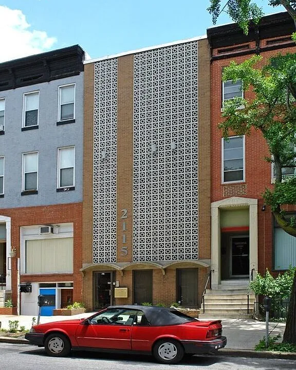 2115 N Charles St #3