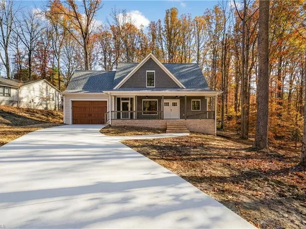 2795 Caraway Ln, Winston Salem, NC 27103