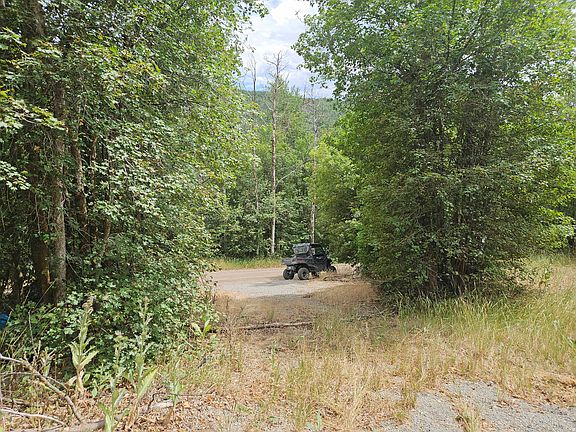2nd image of 46 S Birch Creek Rd E