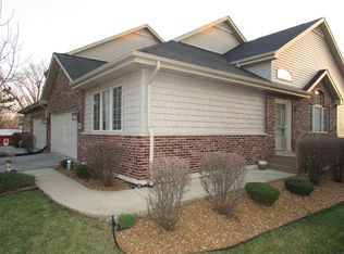 15421 98th Pl, Dyer, IN 46311