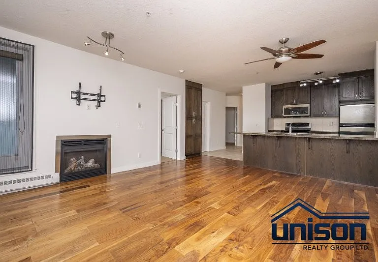 328 S 21st Ave SW #404 — Photo 12