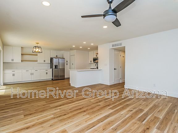 4th image of 5633 S Hurricane Ct Unit B