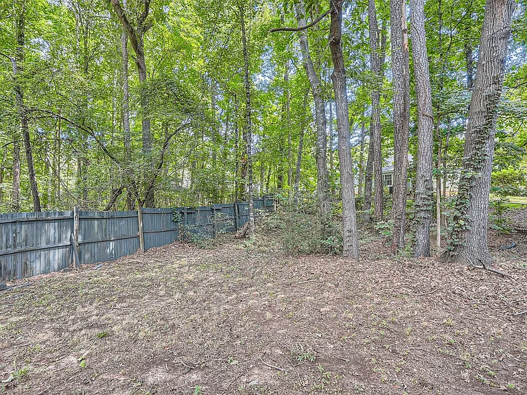 1091 Summer Brook Rd — Photo 26