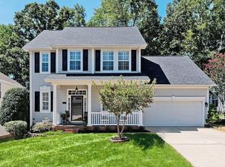 6832 Charter Hills Rd, Charlotte, NC 28277