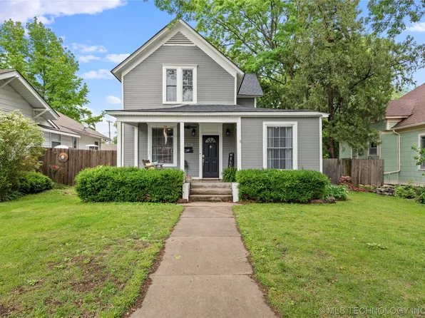 1206 S Dewey Ave, Bartlesville, OK 74003