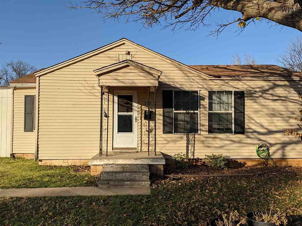 1st image of 313 W 2nd St