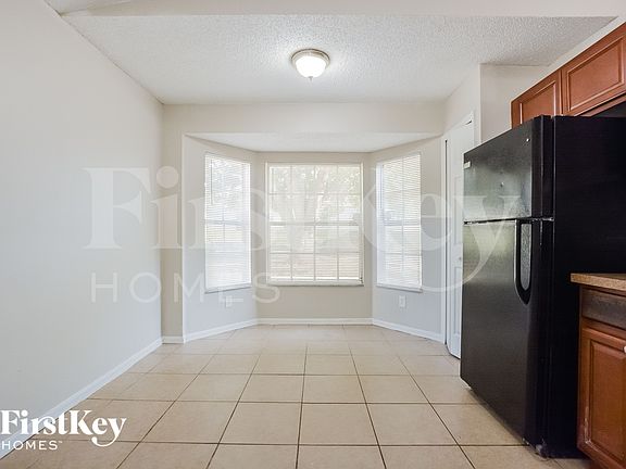 5th image of 7452 Little Pond Ct
