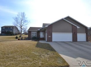 2809 W Bitterroot St, Sioux Falls, SD 57108
