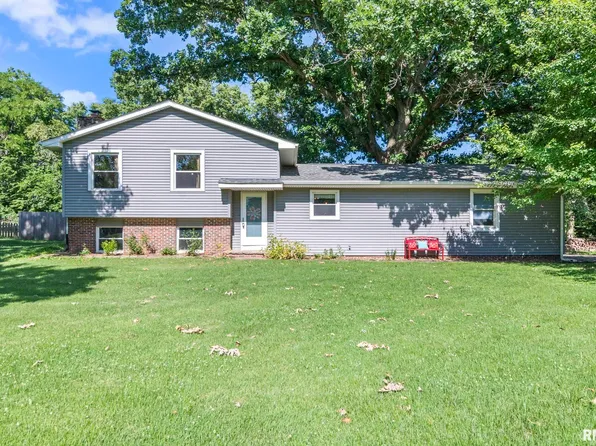 540 Circle Dr, Pleasant Plains, IL 62677