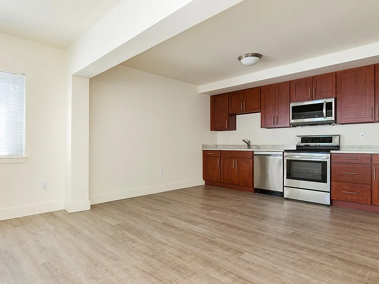 8732 Phinney Ave N #103 — Photo 3