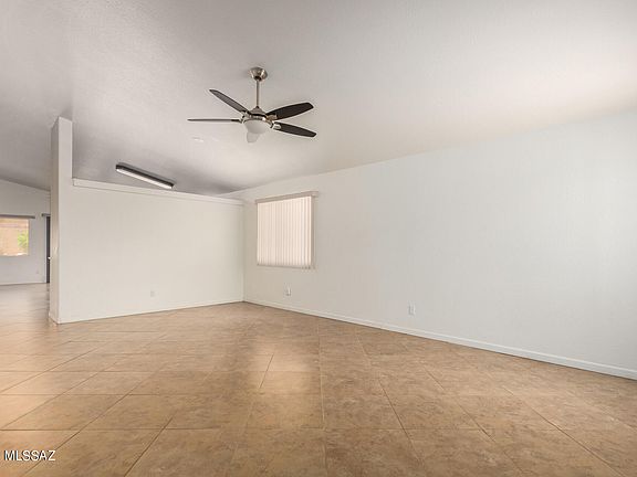 4th image of 4494 W Holly Berry Way